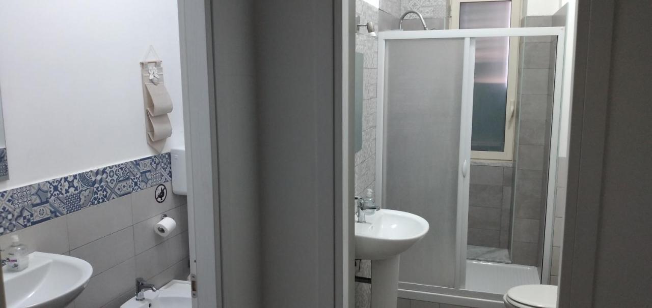 Manzoni Rooms Palermo Eksteriør billede